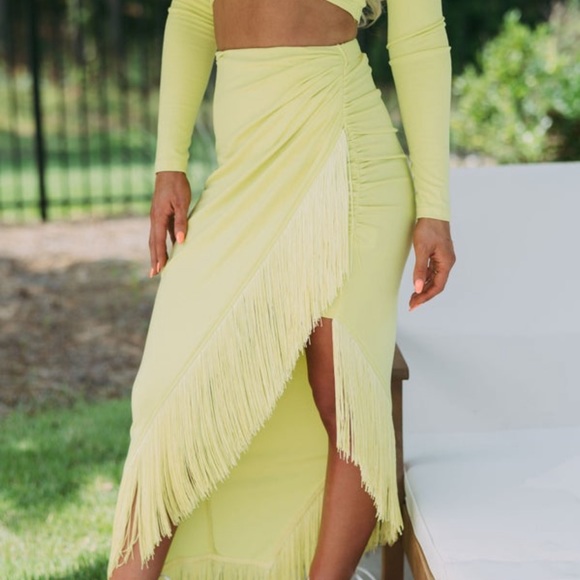 Shop These Three Set - Picture 5 of 6